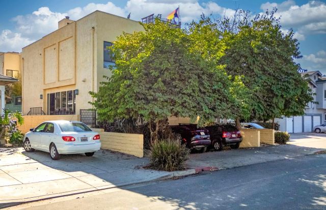 1027 Essex St B, San Diego, CA 92103