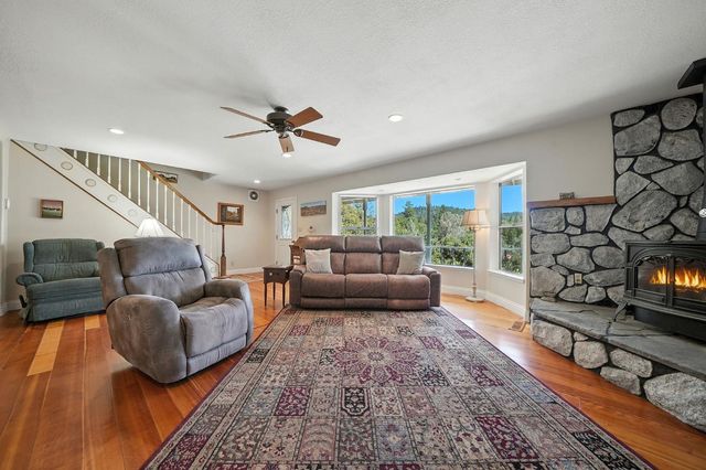 17050 Rams Horn Grade, Volcano, CA 95689