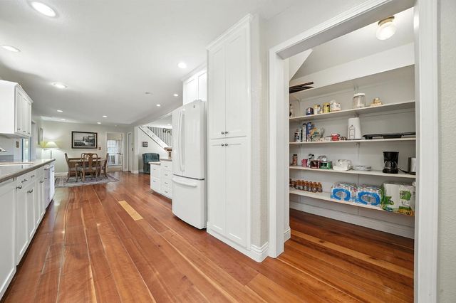 17050 Rams Horn Grade, Volcano, CA 95689