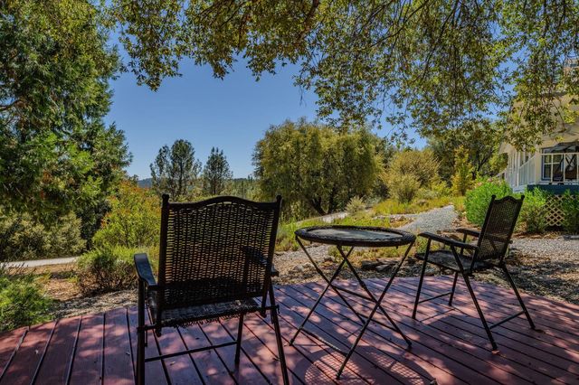 17050 Rams Horn Grade, Volcano, CA 95689