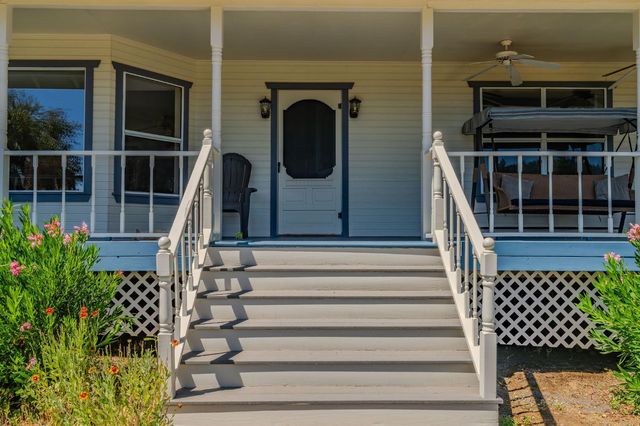 17050 Rams Horn Grade, Volcano, CA 95689