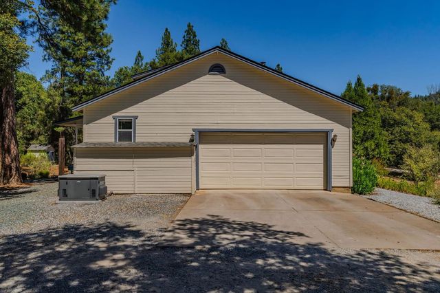 17050 Rams Horn Grade, Volcano, CA 95689