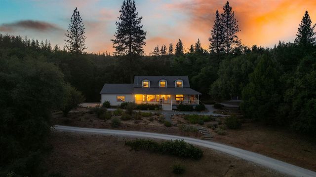 17050 Rams Horn Grade, Volcano, CA 95689