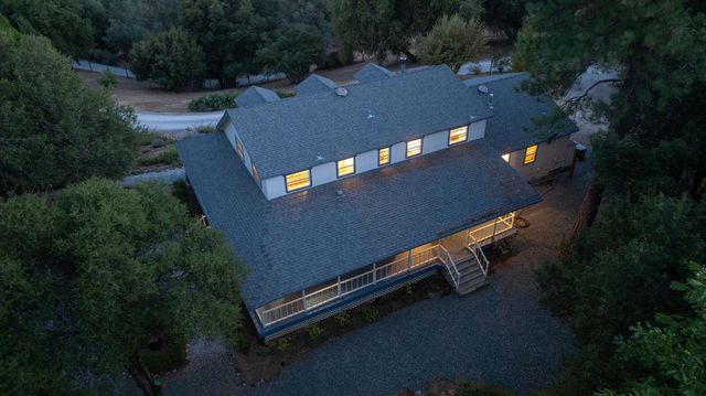 17050 Rams Horn Grade, Volcano, CA 95689