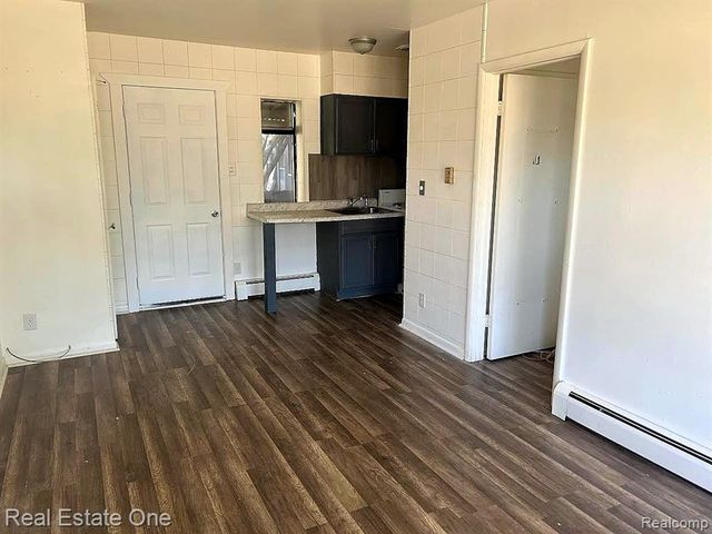 162 Burke Street, River Rouge, MI 48218