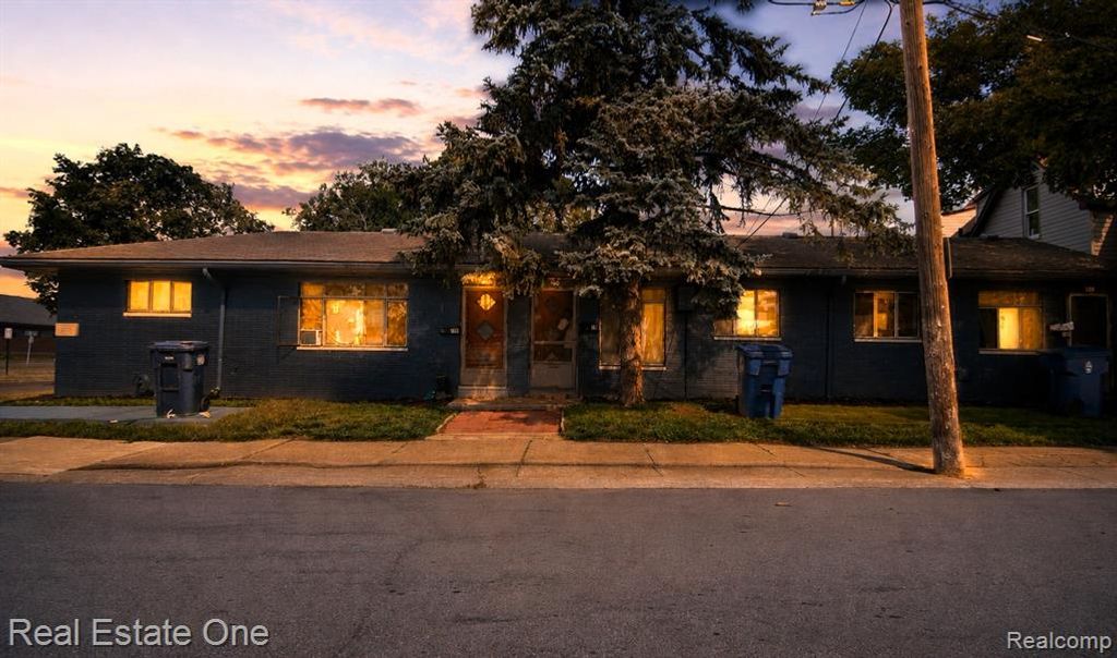 162 Burke Street, River Rouge, MI 48218