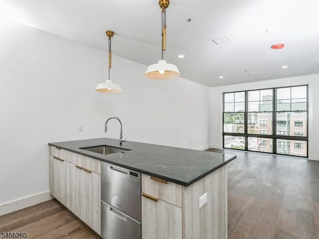 386 Fifth St 301, Jersey City, NJ 07302 — photo 2