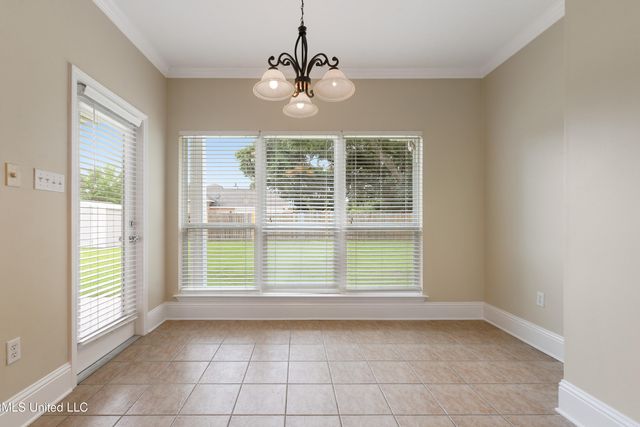 2808 Rue Beaux Chenes, Ocean Springs, MS 39564