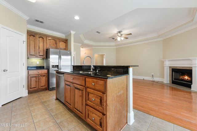 2808 Rue Beaux Chenes, Ocean Springs, MS 39564