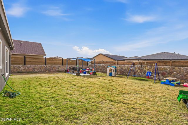 329 SAMUEL VISTA Street, Horizon City, TX 79928