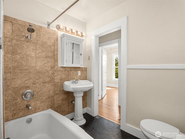 5115 S Mayflower Street, Seattle, WA 98118