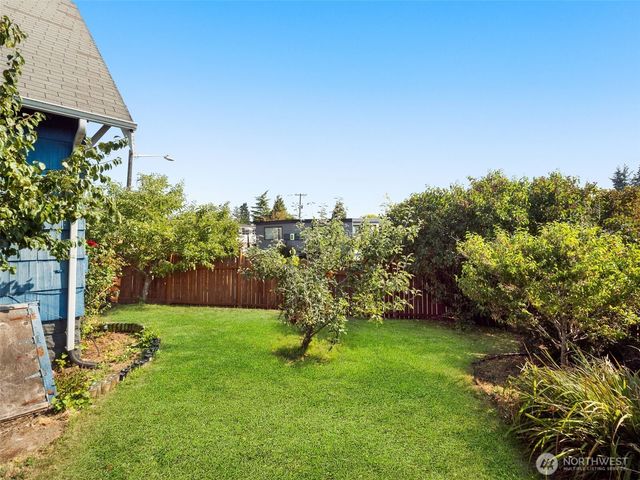 5115 S Mayflower Street, Seattle, WA 98118