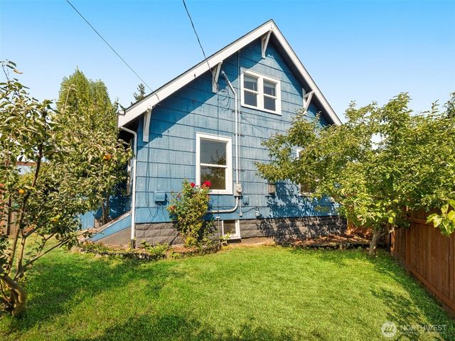 5115 S Mayflower Street, Seattle, WA 98118