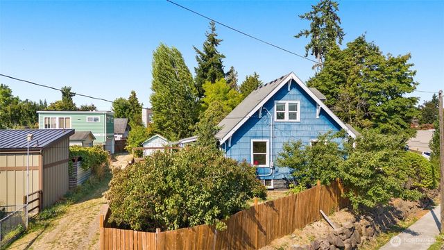 5115 S Mayflower Street, Seattle, WA 98118