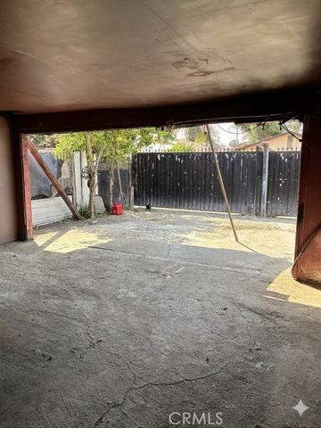 802 E 111th, Los Angeles, CA 90059