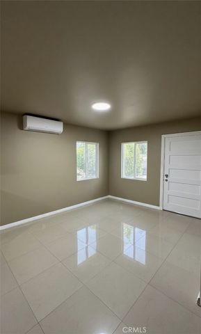 802 E 111th, Los Angeles, CA 90059