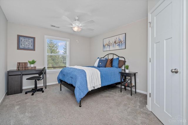 108 Old Pond Road, Springboro, OH 45066