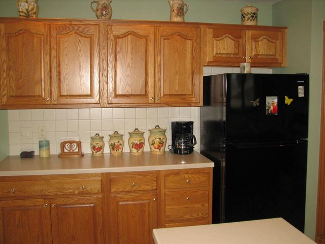8541 35th AVENUE, Kenosha, WI 53142