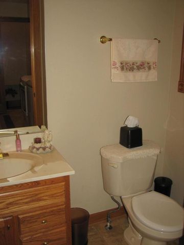 8541 35th AVENUE, Kenosha, WI 53142