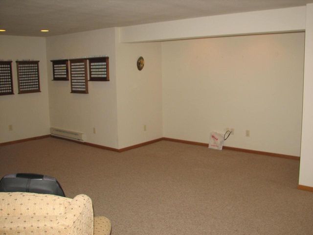 8541 35th AVENUE, Kenosha, WI 53142