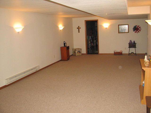 8541 35th AVENUE, Kenosha, WI 53142