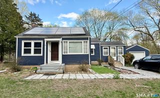 15 Beecher Road, Woodbridge, CT 06525