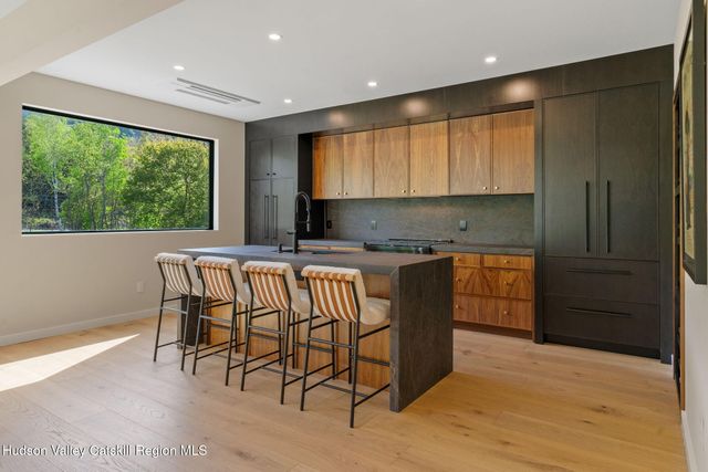 7773 Main Street, Hunter, NY 12442