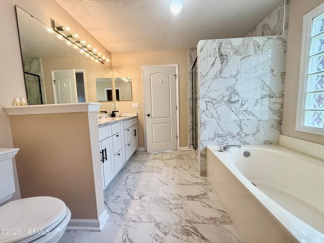 12856 CHETS CREEK Drive N, Jacksonville, FL 32224