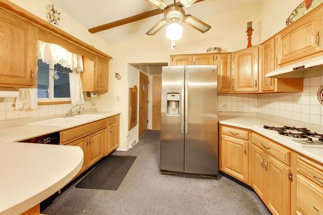 920 Pleasant Drive, Addison, IL 60101