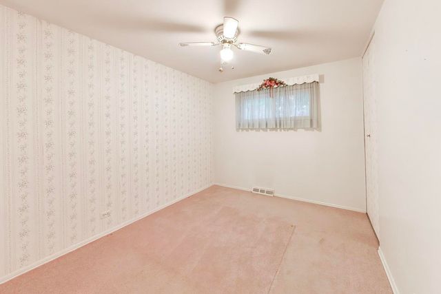 920 Pleasant Drive, Addison, IL 60101