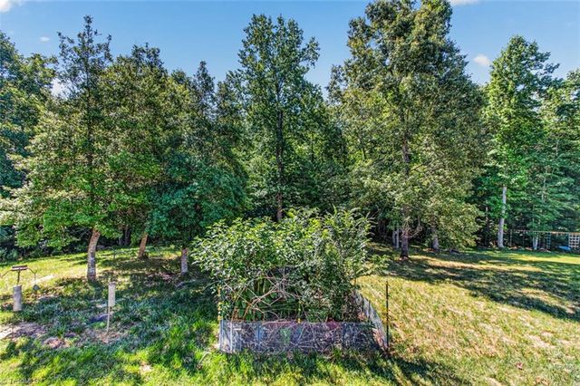 453 Sawyersville Road, Asheboro, NC 27205