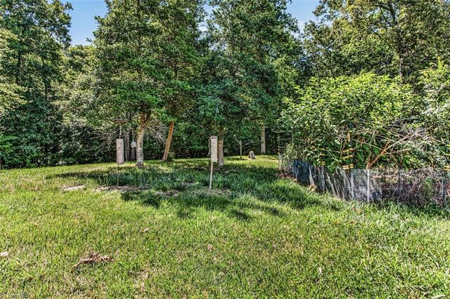 453 Sawyersville Road, Asheboro, NC 27205
