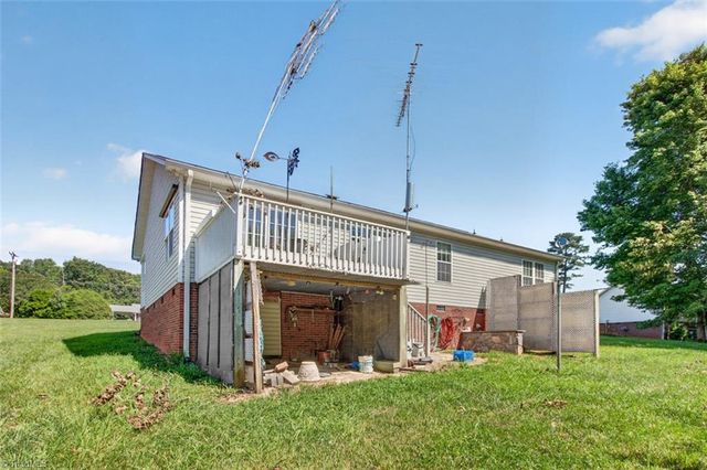 453 Sawyersville Road, Asheboro, NC 27205