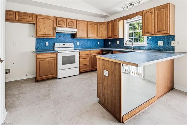 453 Sawyersville Road, Asheboro, NC 27205