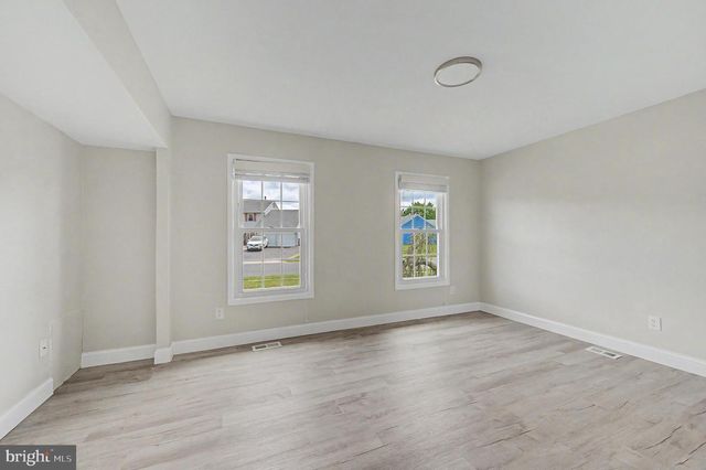 30 ARBOR MEADOW DR, Sicklerville, NJ 08081
