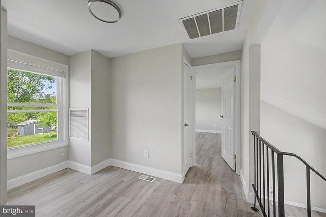 30 ARBOR MEADOW DR, Sicklerville, NJ 08081