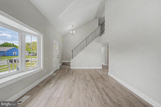 30 ARBOR MEADOW DR, Sicklerville, NJ 08081
