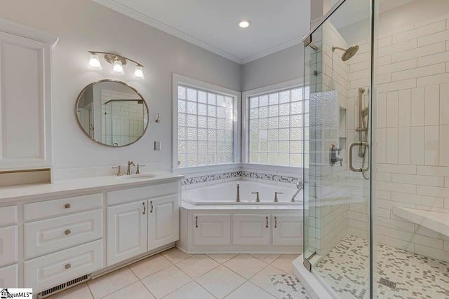 12 Shannon Ridge Court, Greenville, SC 29615