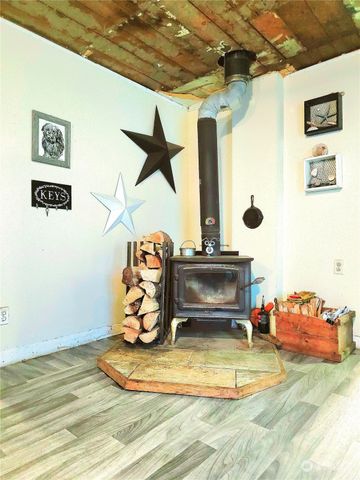 2157 E Hoquiam Road, Hoquiam, WA 98550