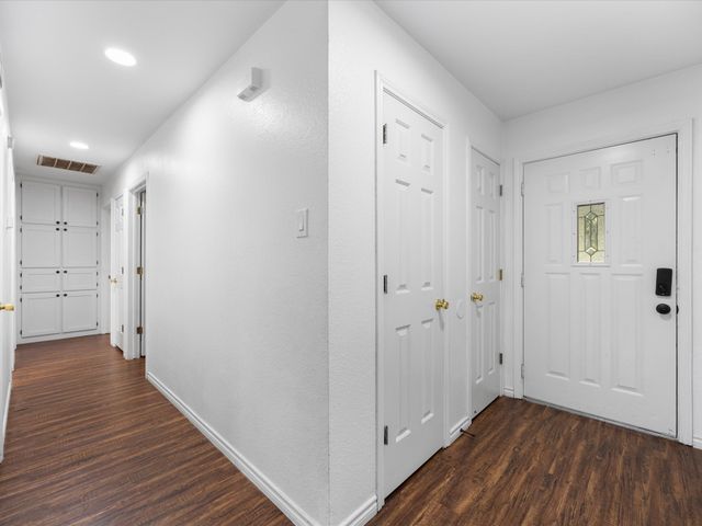 128 Black Forest Drive, Weatherford, TX 76086
