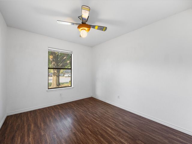 128 Black Forest Drive, Weatherford, TX 76086