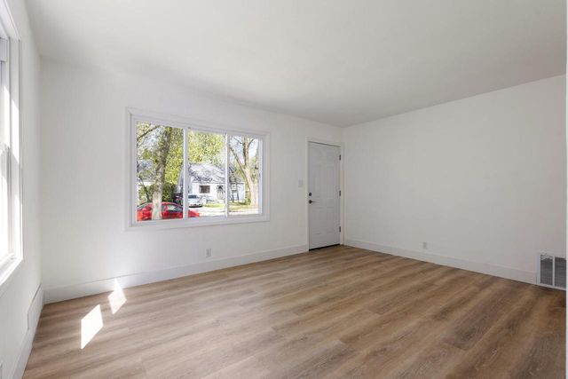 4666 N 46th STREET, Milwaukee, WI 53218