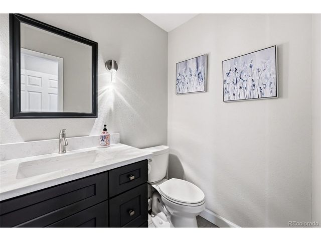 7177 S Magnolia Cir, Centennial, CO 80112