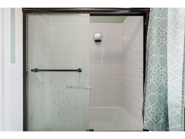 7177 S Magnolia Cir, Centennial, CO 80112