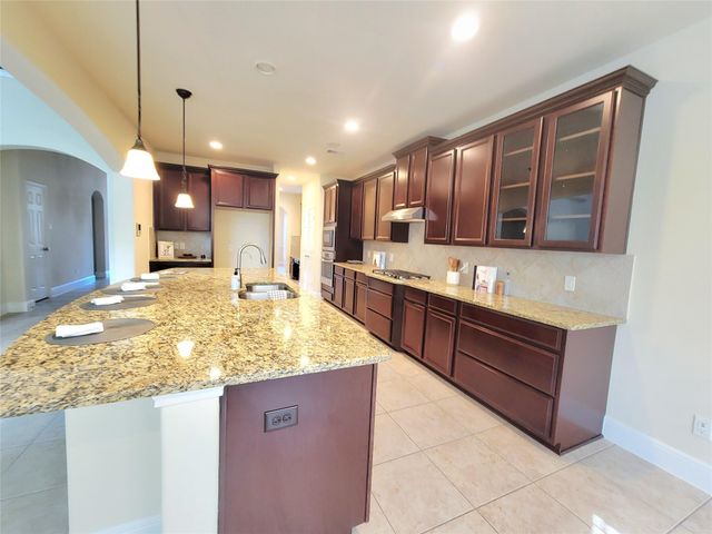 5822 Crawford Hill Lane, Sugar Land, TX 77479