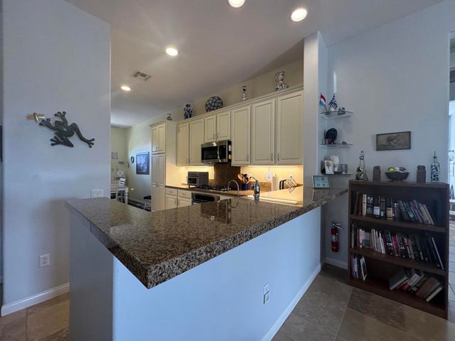 81893 Avenida Alcalde, Indio, CA 92203