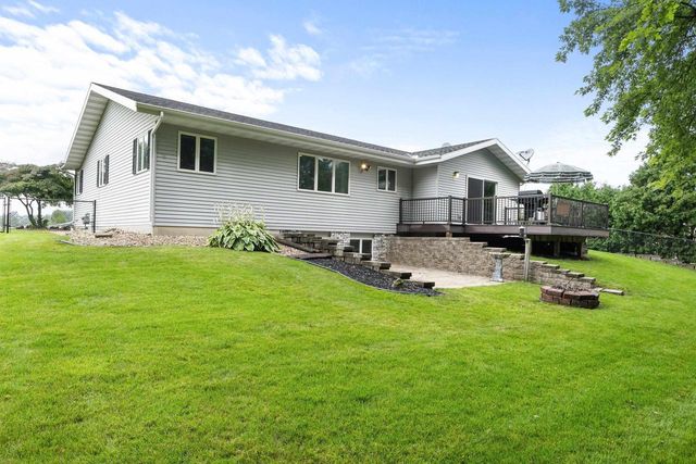 707 COUNTY ROAD V, Fond Du Lac, WI 54935