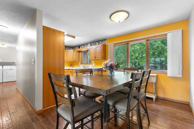 707 COUNTY ROAD V, Fond Du Lac, WI 54935