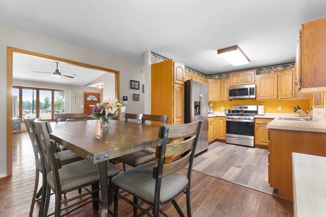 707 COUNTY ROAD V, Fond Du Lac, WI 54935