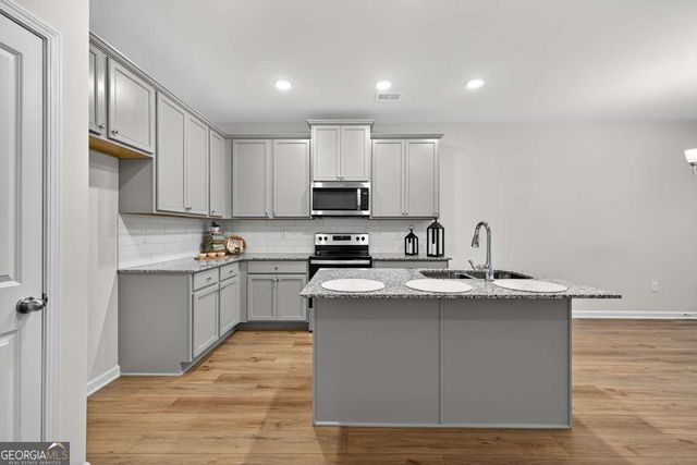 228 Buckingham Lane, Hoschton, GA 30548